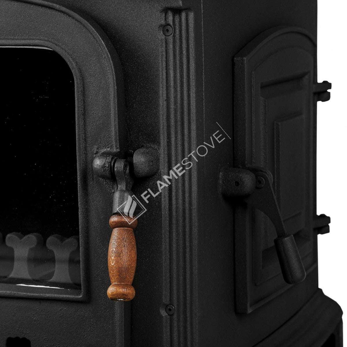 Altar Side Of The Stove With A Lid On Premium Cast Furnaces | High Efficiency Wood & Coal Stove, Double Combustion, Energy Class A