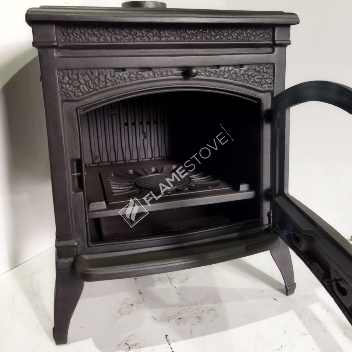 Sirius Star Cast Stove