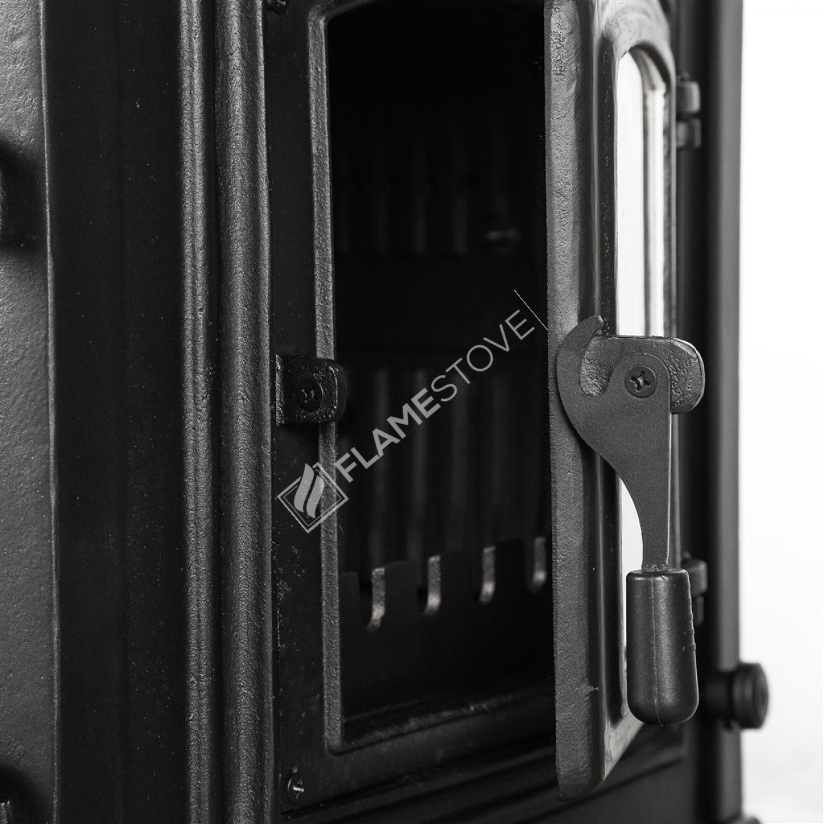 Wood Stove With Cast Side Cover Ultra Sirius Reservoir