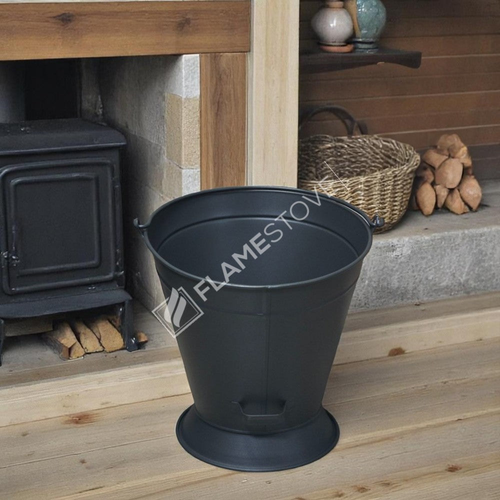 MATTE BLACK WOODSHED