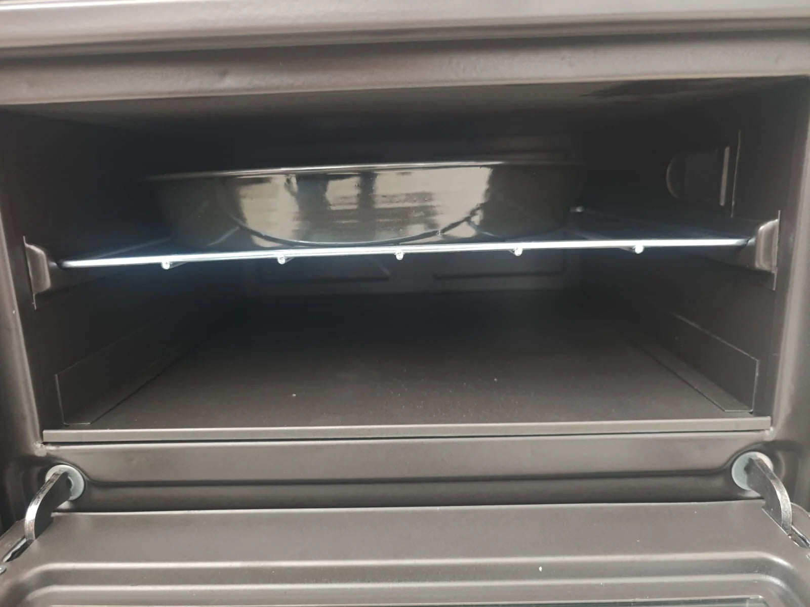 FS-316 - 40cm Cast Iron Freestanding Kitchen Stove | Enamelled Kitchen Stove with Oven | Matte Black