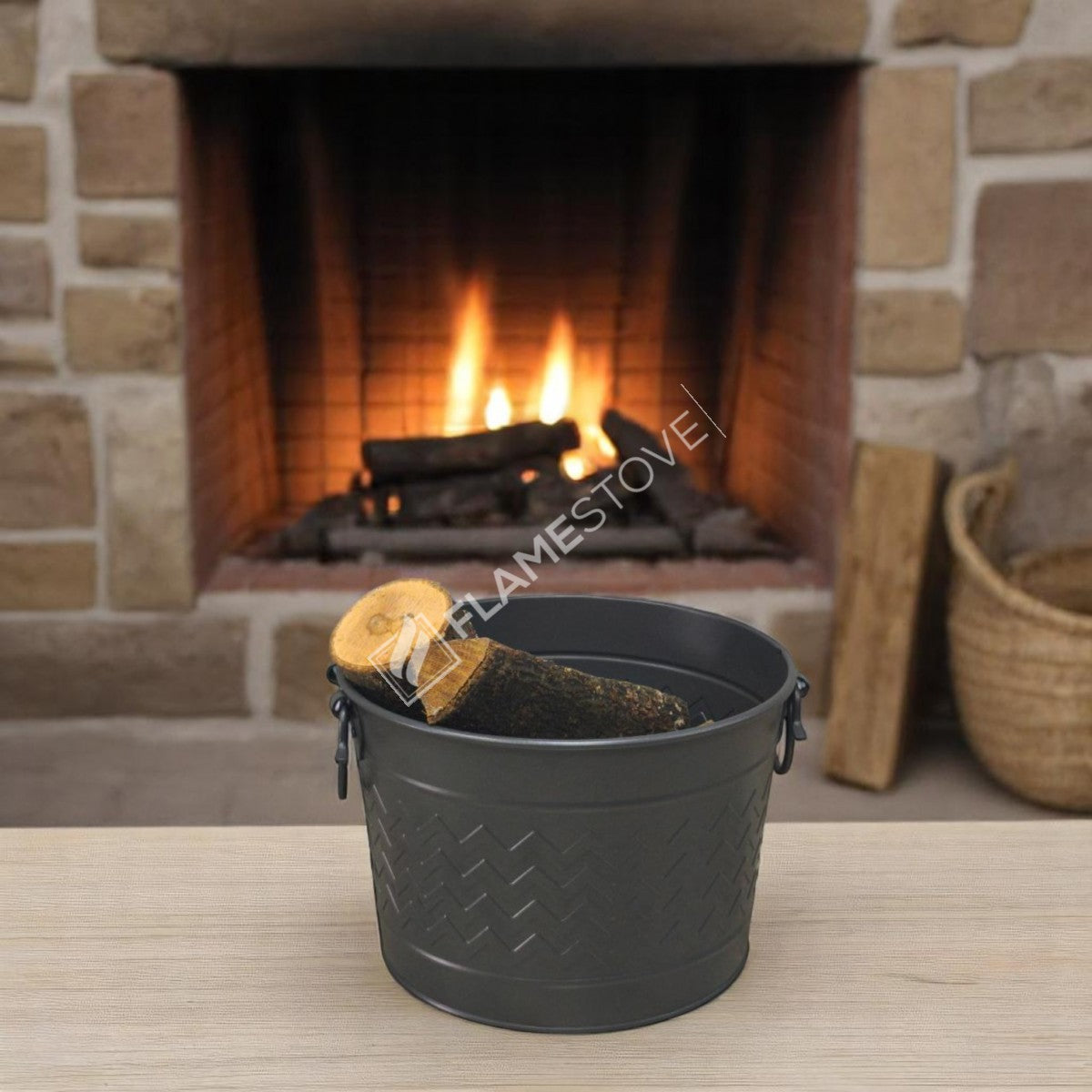 Round wood bucket with handle swings | apartment fireplaces and Bucket | 35x28x26 cm | durable and stylish