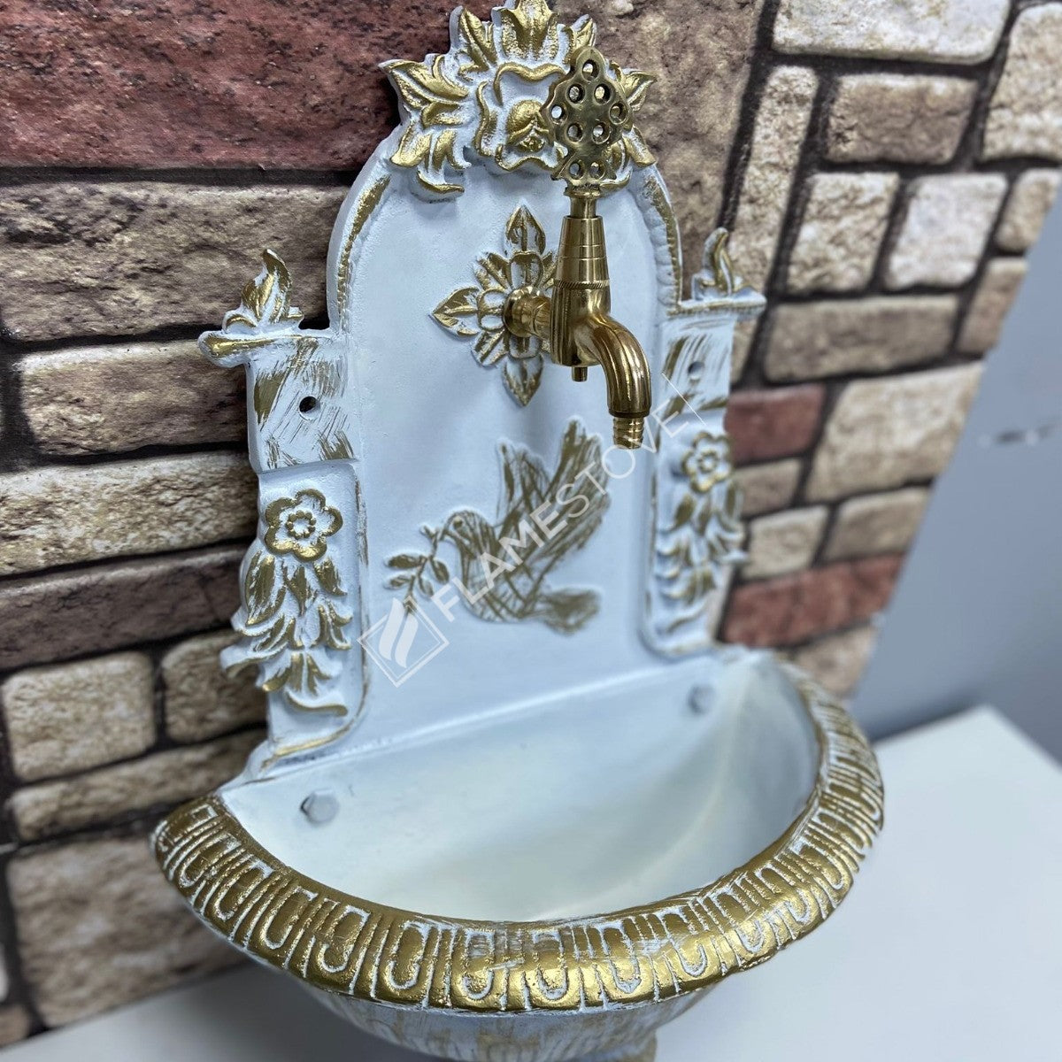 THE LITTLE WHITE ALUMINIUM GARDEN FOUNTAIN WITH THE BIRDS