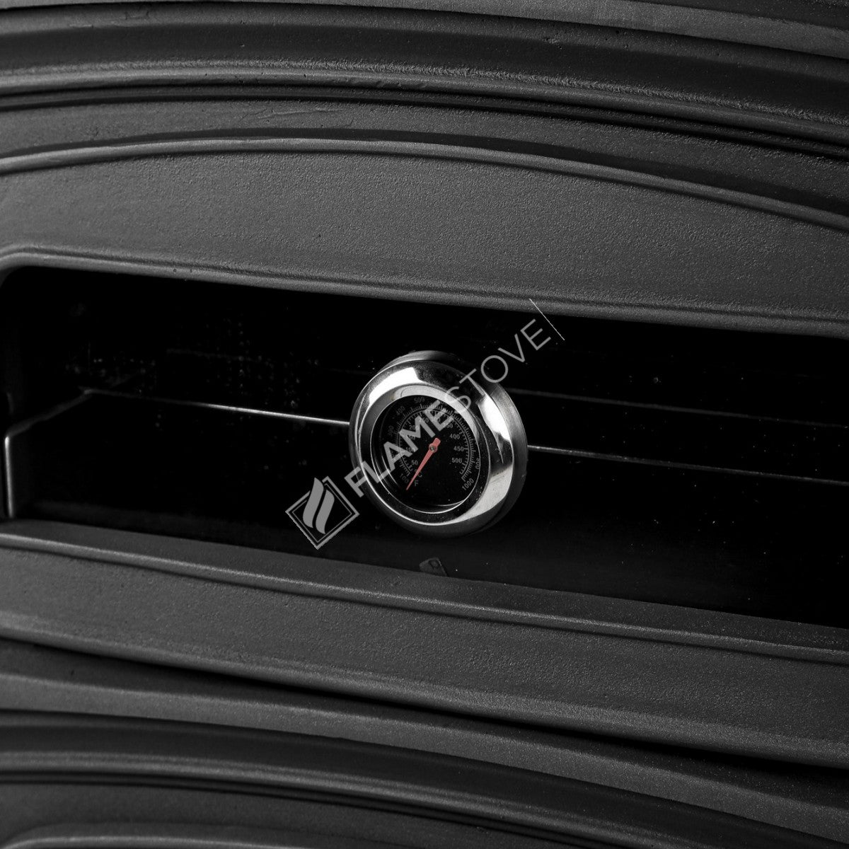 Altar Side Of The Stove With A Lid On Premium Cast Furnaces | High Efficiency Wood & Coal Stove, Double Combustion, Energy Class A