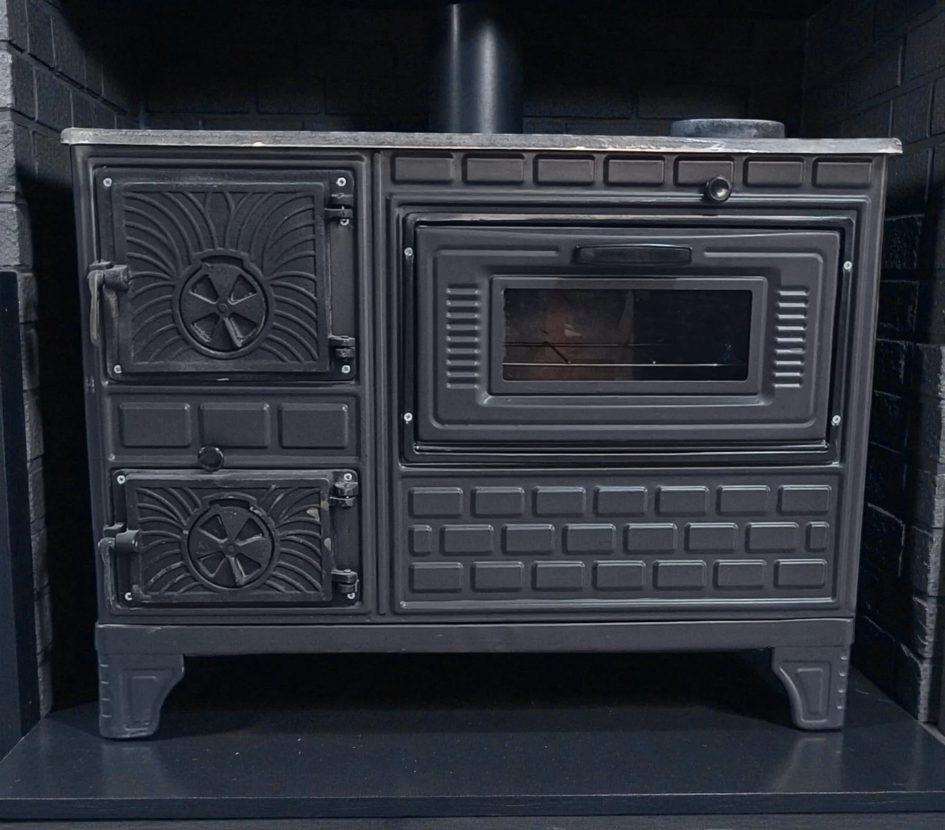 40cm Steel Stove with Cast Iron Combustion Chamber