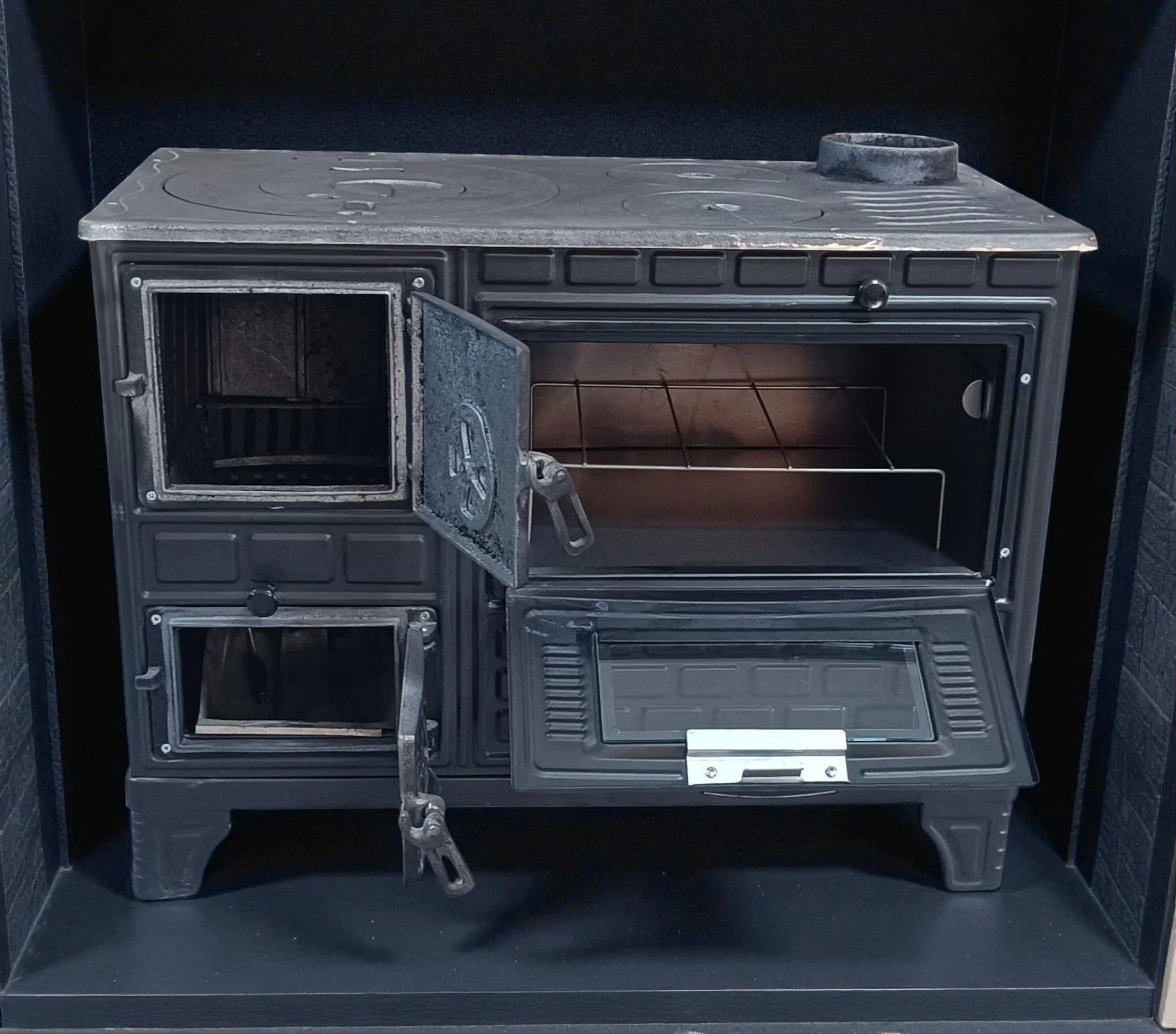 40cm Steel Stove with Cast Iron Combustion Chamber